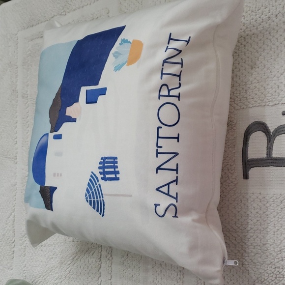 STUPELL INDUSTRIES/ SANTORINI THROW PILLOW - Picture 1 of 8
